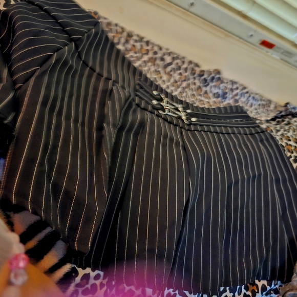 Black and white pin stripe mini skirt size small! From SHEIN! - Picture 1 of 6